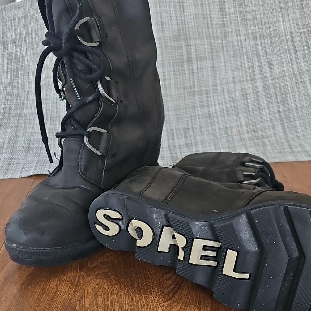 Sorel Women's Black Winter Boots